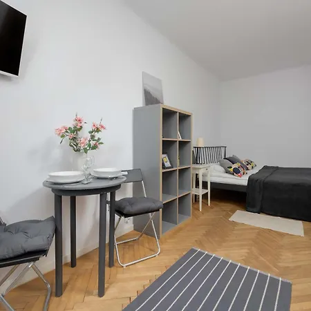 Cozy For Couples Near The Old Town By Renters *