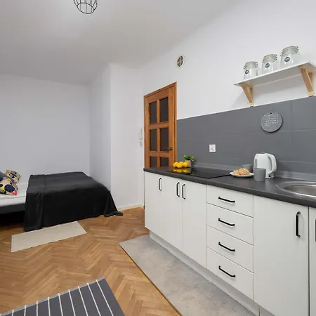 アパート Cozy For Couples Near The Old Town By Renters *